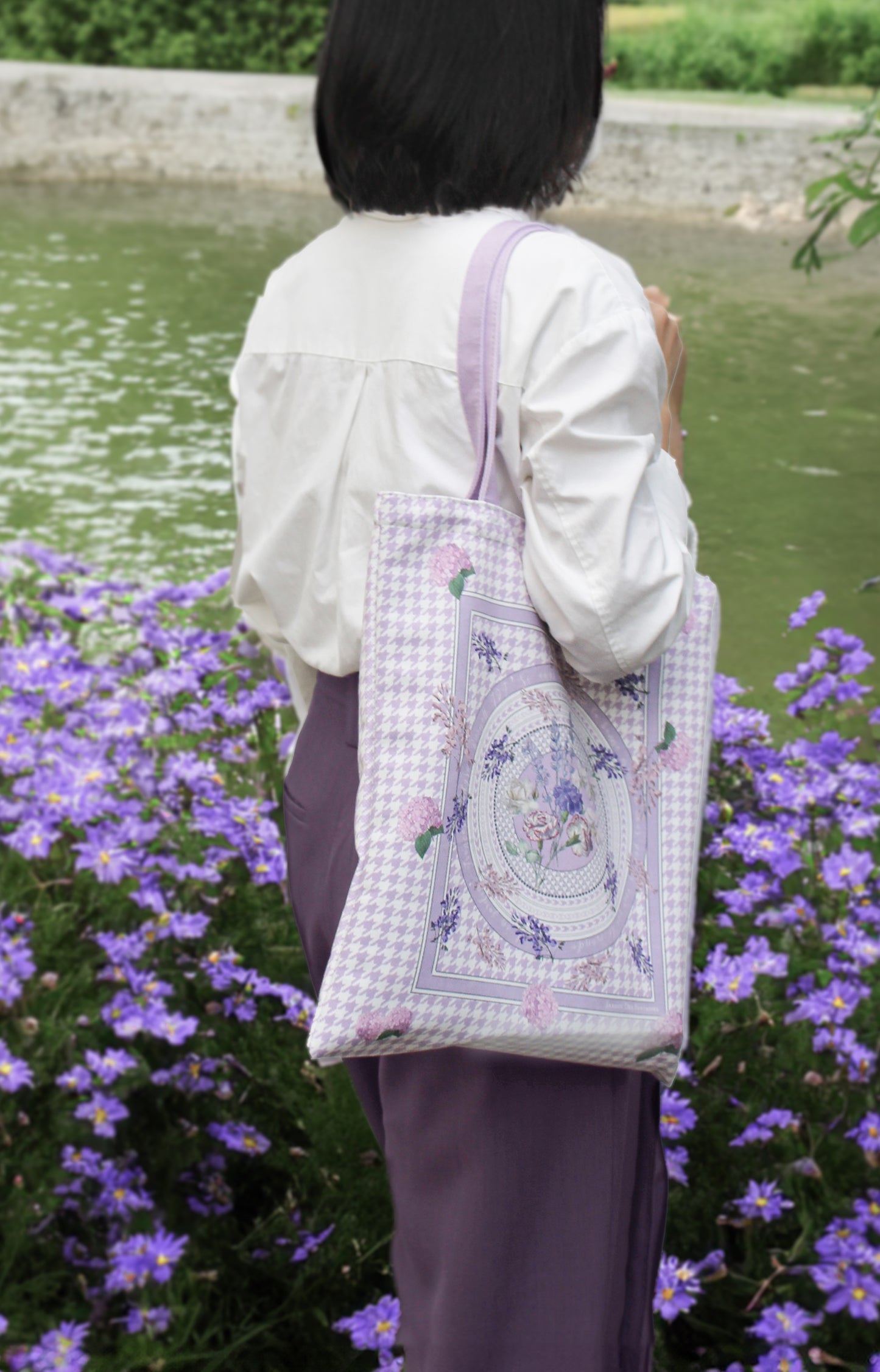 "Secret Violet Garden" Tote Bag