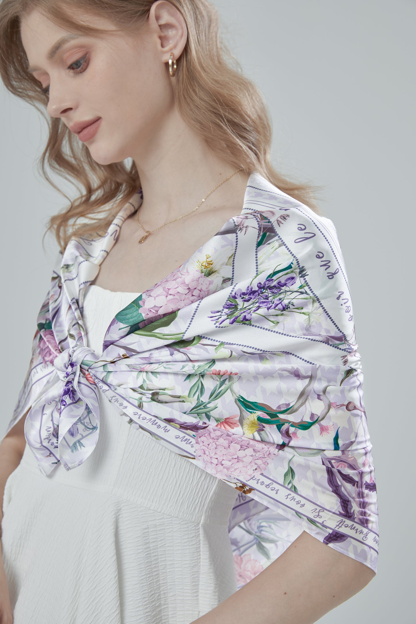 "Secret Violet Garden" 90cm Silky Scarf