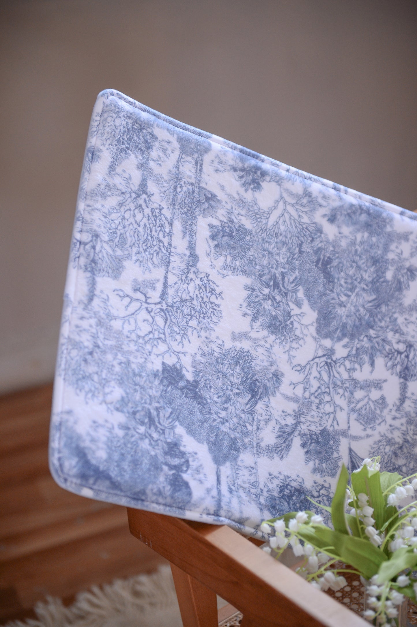 "Toile De Jouy" Bath Mat