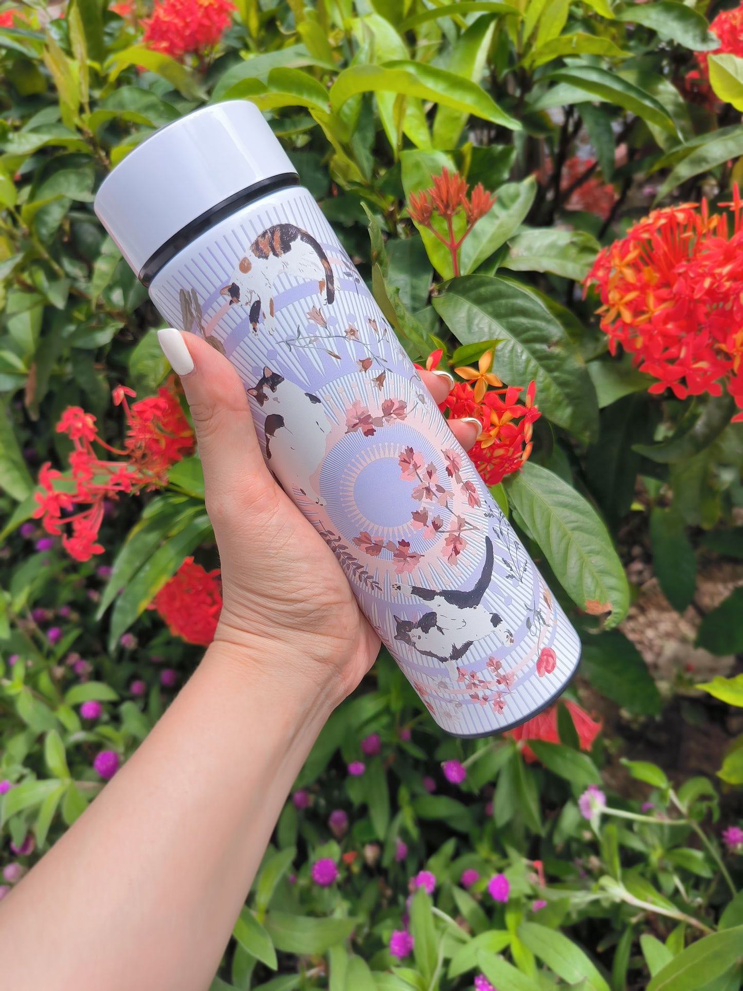 "Yogis Cat and Flower" Vacuum Water Bottle (500ml)