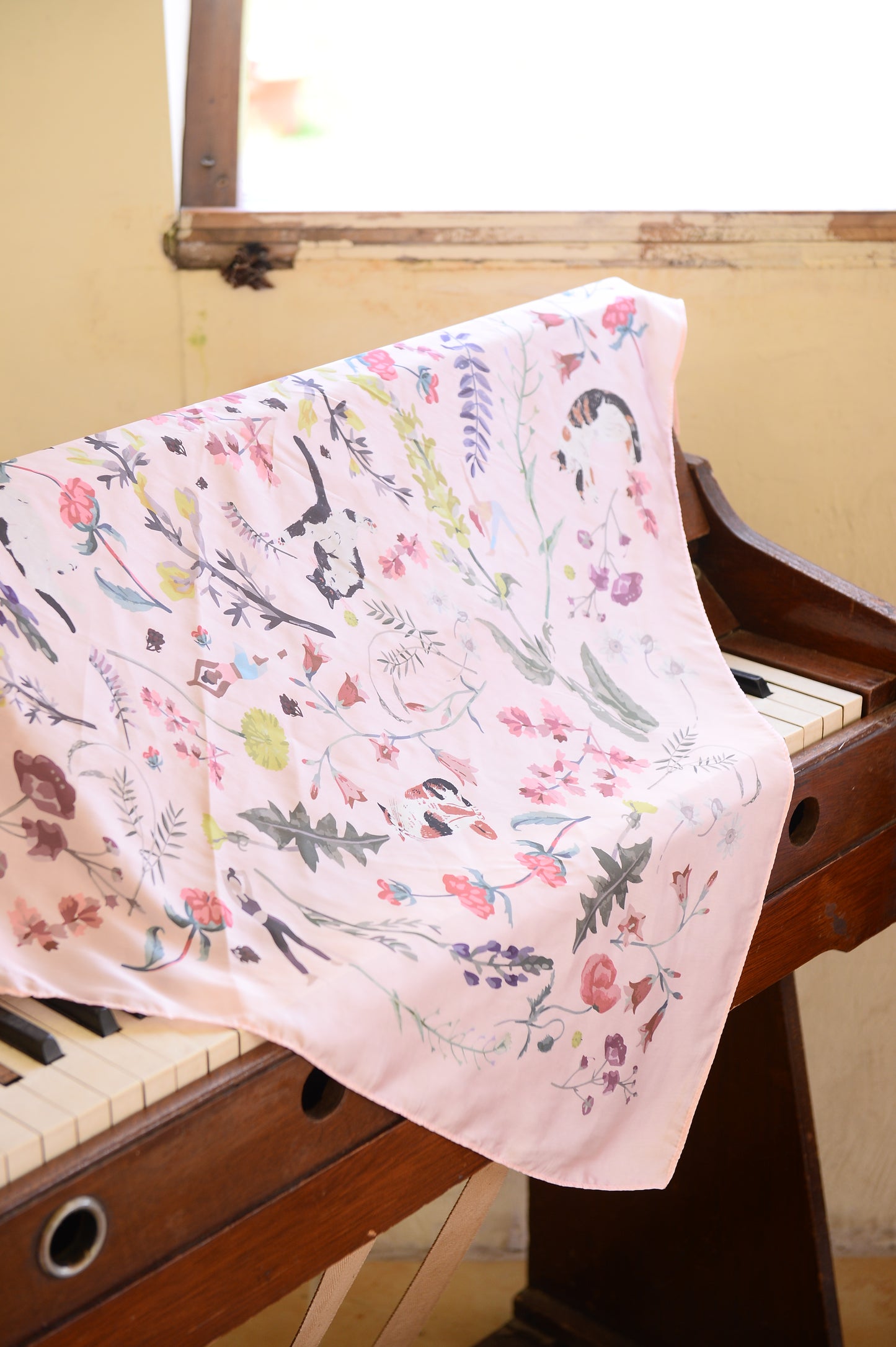 "Yogis Cat and Flower" Purple Field Silky Scarf (90cm)