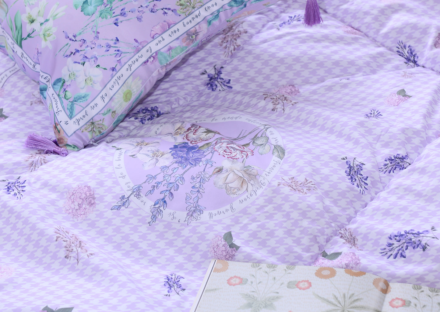 "Secret Violet Garden" Quilt Blanket Pillow 2 in 1