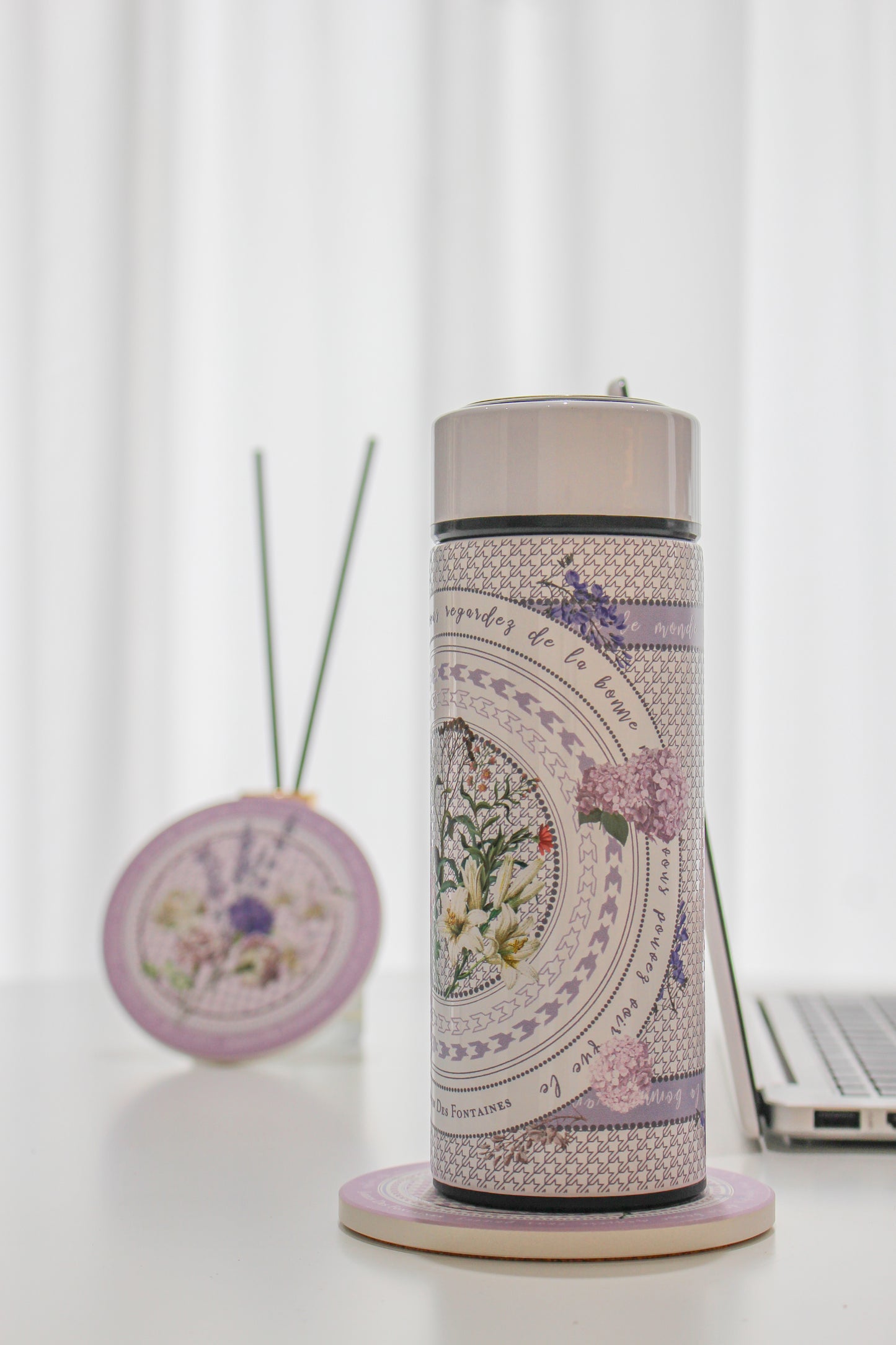 "Secret Violet Garden" Hydrangea Vacuum Bottle (360ml)