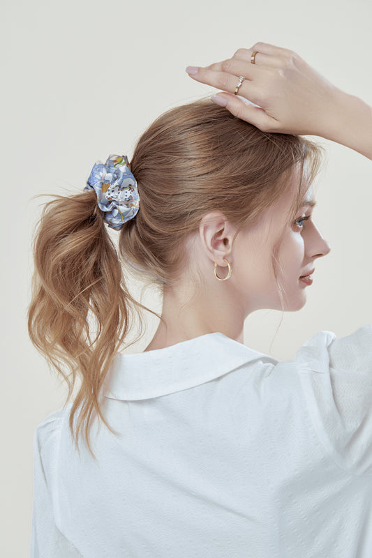 "Wonderful Adventure Dream" Silky Scrunchie