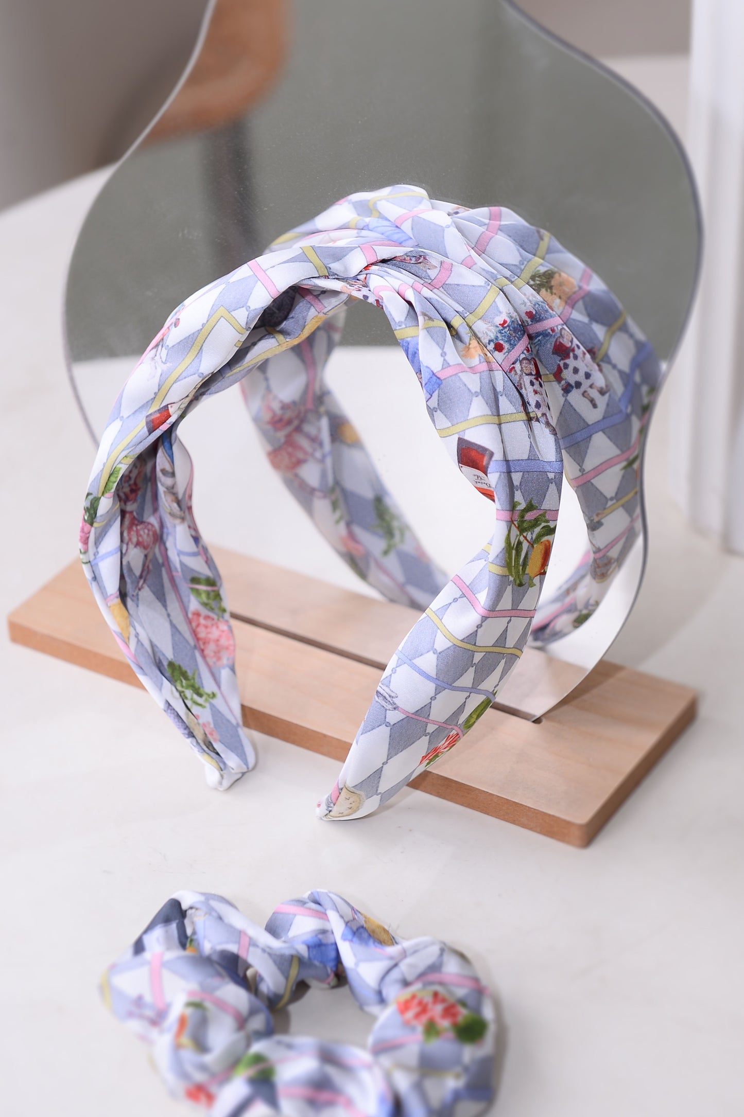 "Wonderful Adventure Dream" Silky Scrunchie