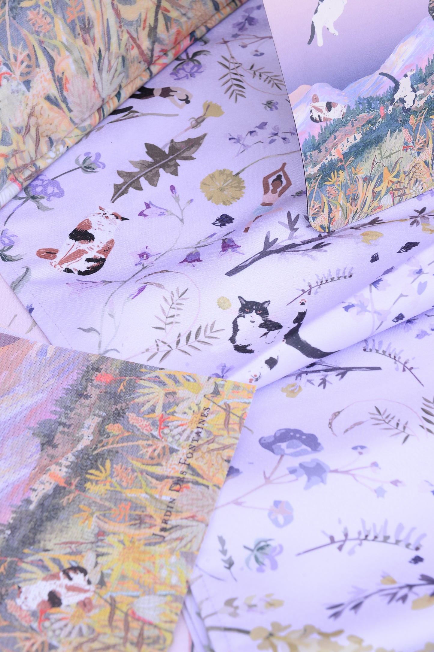 "Yogis Cat and Flower" Waterproof Table Runner