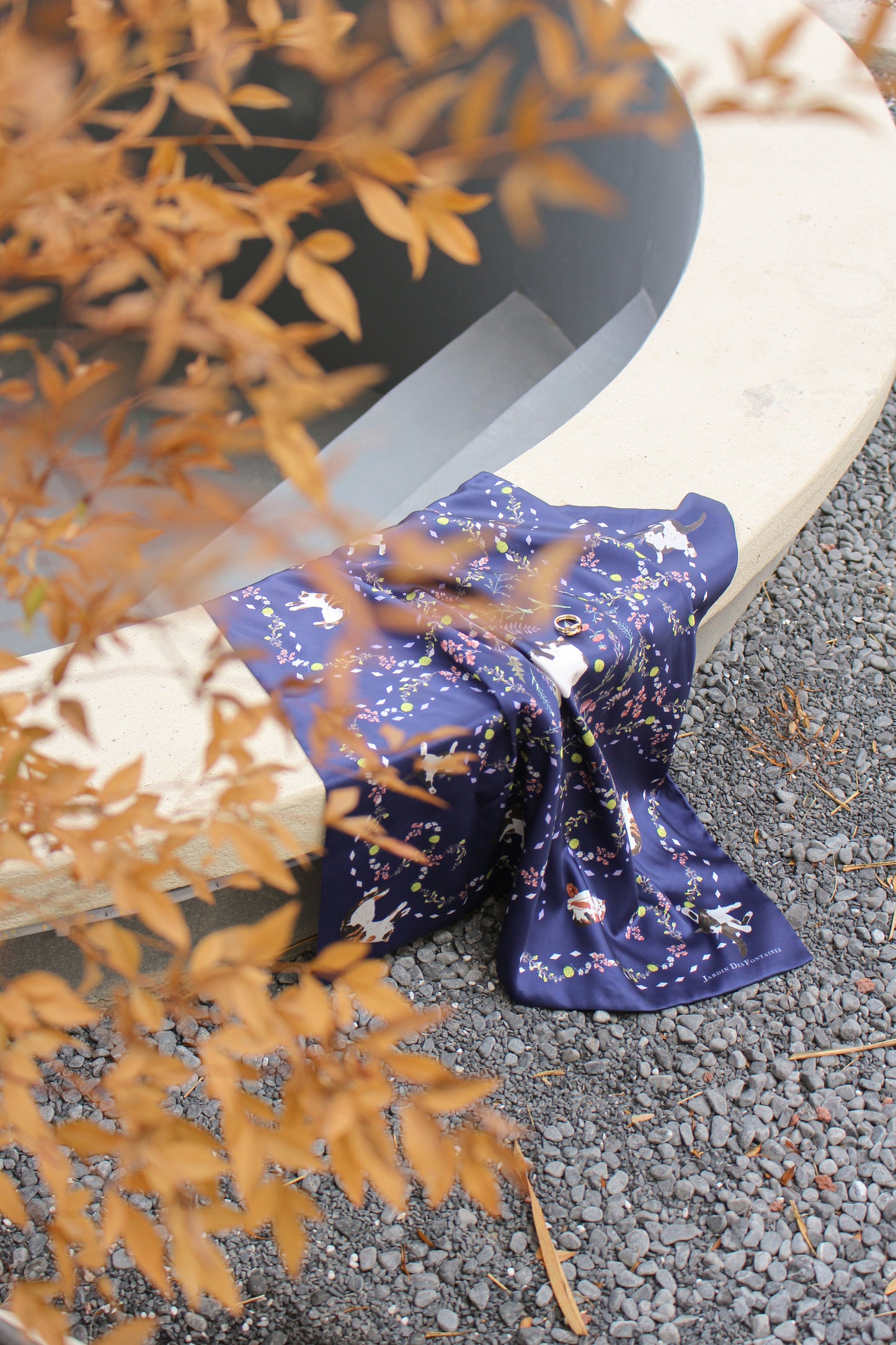"Yogis Cat and Flower" Navy Tatra Mountain Silky Scarf Gift Set (Double Face Silky Scarf and Scarf Ring)
